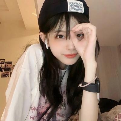 小妮扛枪